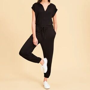 LIKE NEW Lou and Grey Signature Soft Jumpsuit